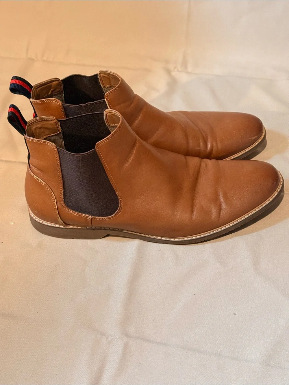 Steve Madden Tan Leather Chukka Boots with Black Elastic Panels